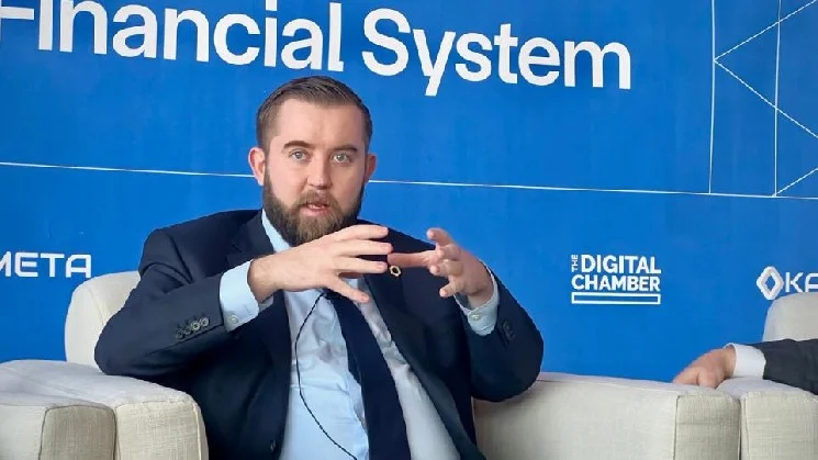 Speaker at a Digital Chamber financial system conference discussing cryptocurrency